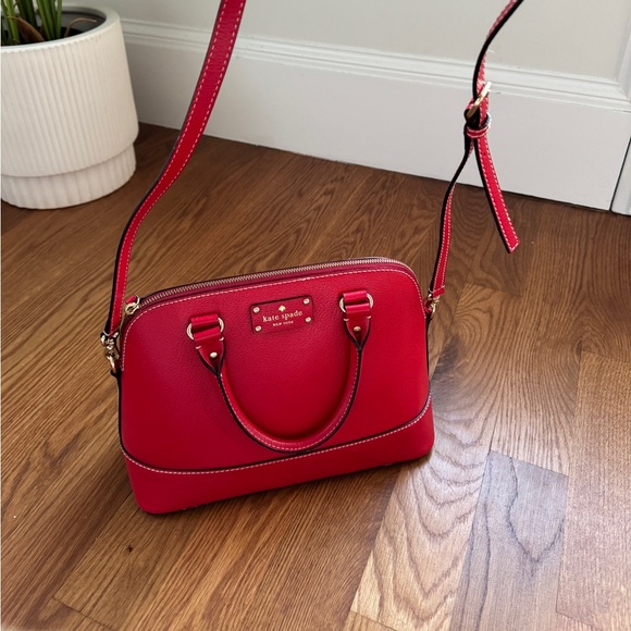 Kate Spade red purse with handles and crossbody strap-perfect for the holiday - Picture 3 of 15